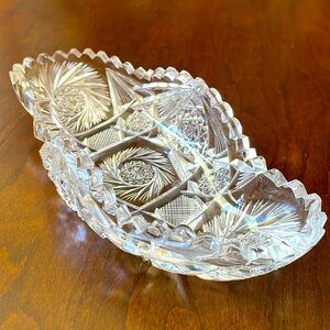 Vintage cut crystal starburst pinwheel pattern small bowl 7.5” x 3.75”
